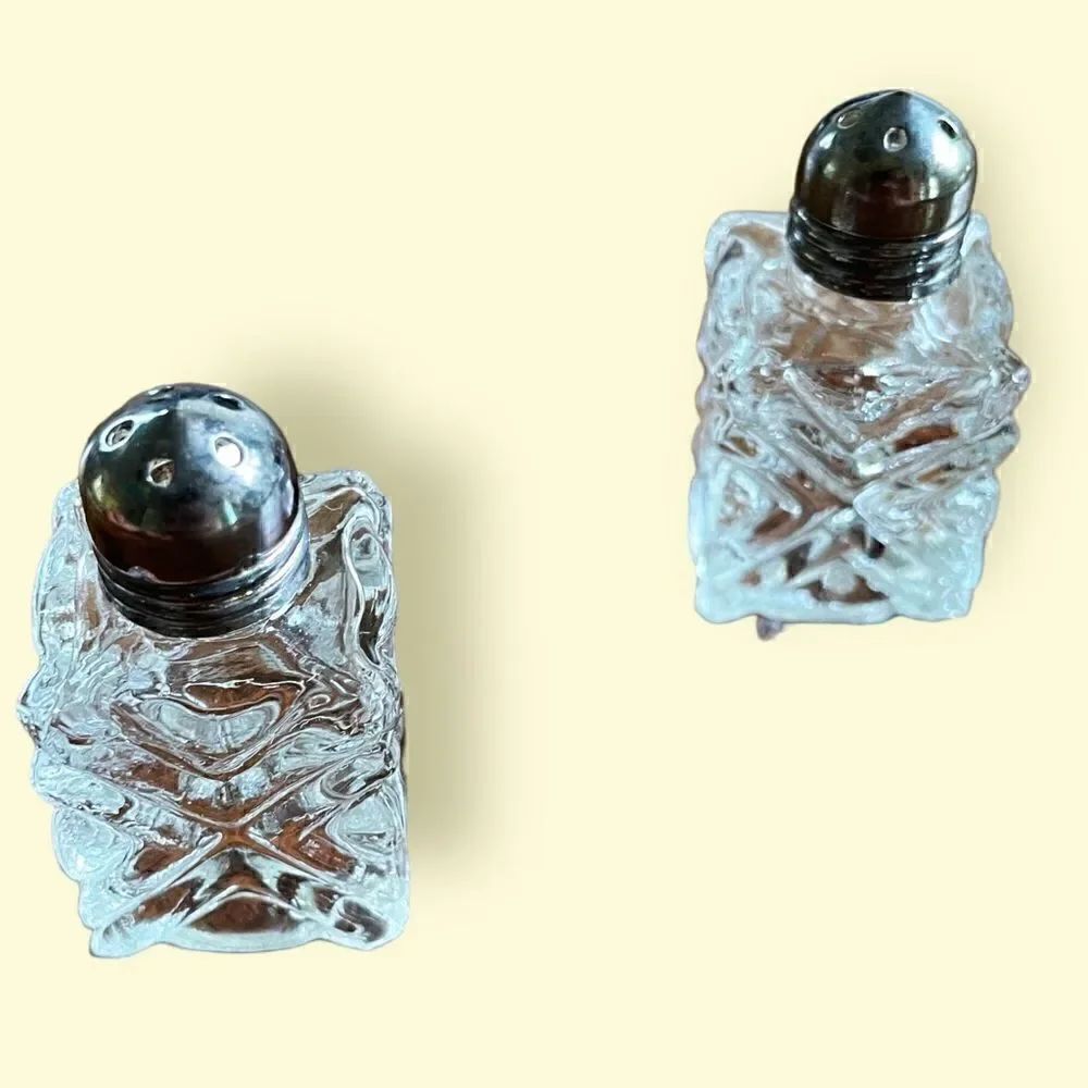 Set of 2 Small Silver Plated Cut Glass Salt and Pepper Shakers NWOT